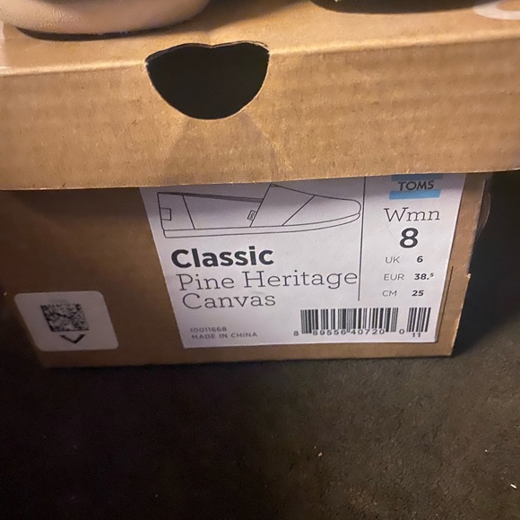 Mommy and me matching toms Tiny 5 and women's size 8 Toms - Picture 5 of 7